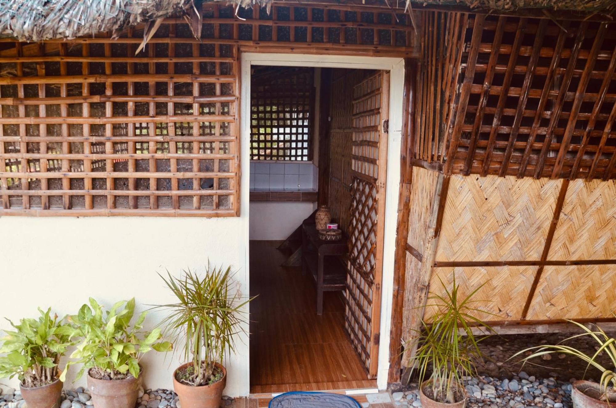 Amami Beach Resort Puerto Galera Exterior photo